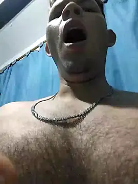 Snapshot of King_russo chatting on December 16, 5:12 am King russo online show from December 16, 5:12 am