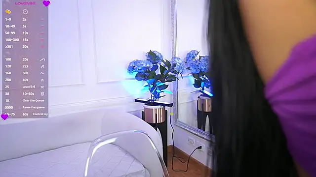 elasummer online show from February 6, 11:43 am