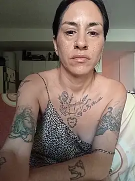 LaCristinatrans online show from November 18, 6:56 pm