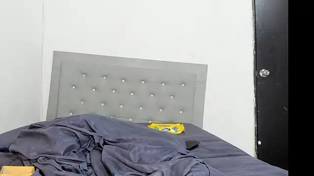 Snapshot of camila_bigcock169 chatting on March 8, 5:07 am camila bigcock169 online show from March 8, 5:07 am