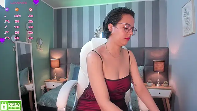 Snapshot of victoria_byte chatting on January 8, 2:14 pm victoria byte online show from January 8, 2:14 pm