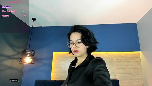 Snapshot of victoria_byte chatting on November 7, 8:31 pm victoria byte online show from November 7, 8:31 pm