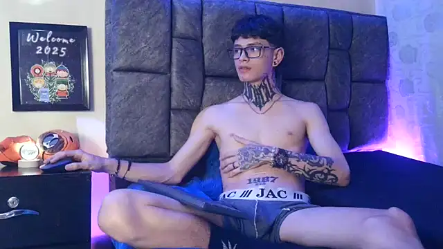 Dan brownn online show from February 4, 3:00 am