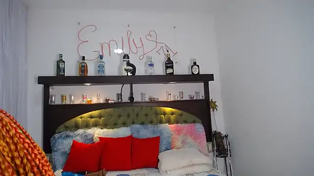 EMILY ROUSSE71 online show from March 4, 10:13 am