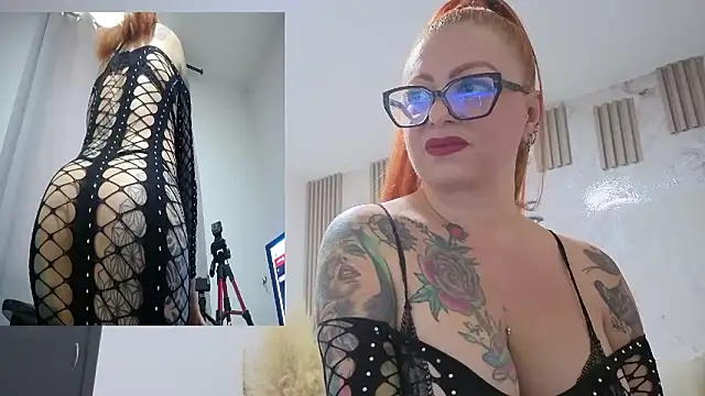 EMILY ROUSSE71 online show from March 5, 9:11 pm