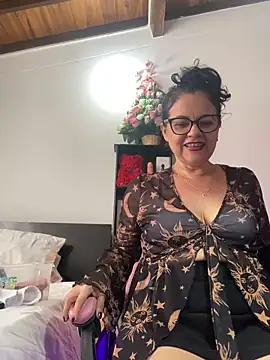 Sharongirl07 online show from February 14, 1:19 pm