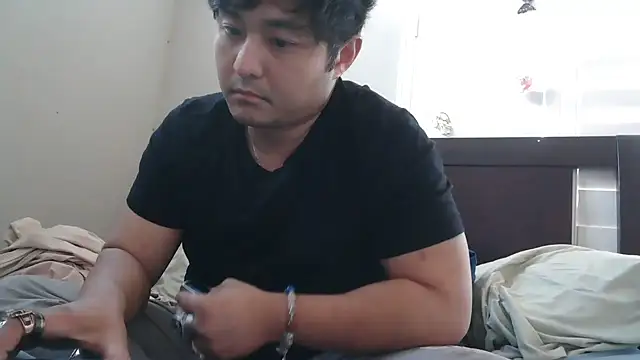 Snapshot of cloudyspun chatting on November 21, 9:35 pm cloudyspun online show from November 21, 9:35 pm