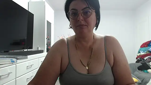 Amandamuller1982 online show from September 12, 9:42 am