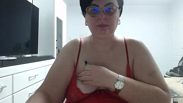 Amandamuller1982 online show from March 7, 10:40 pm