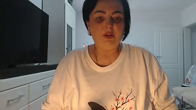 Amandamuller1982 online show from June 27, 2:23 pm