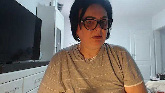 Amandamuller1982 online show from July 3, 12:22 pm