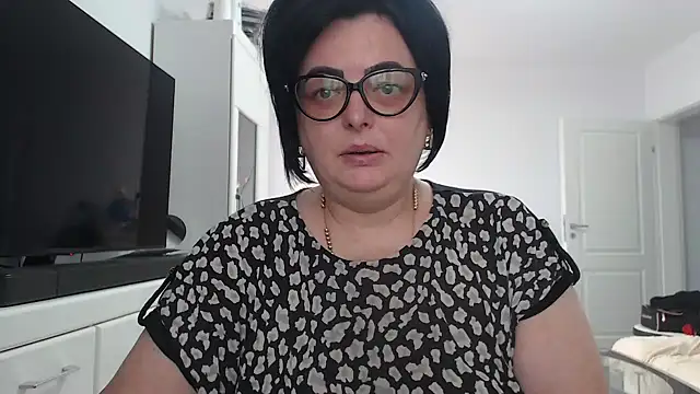 Amandamuller1982 online show from July 8, 5:56 am