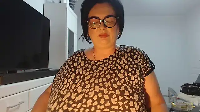 Amandamuller1982 online show from July 8, 10:36 pm