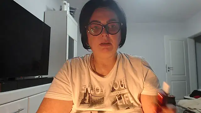 Amandamuller1982 online show from July 26, 6:37 pm
