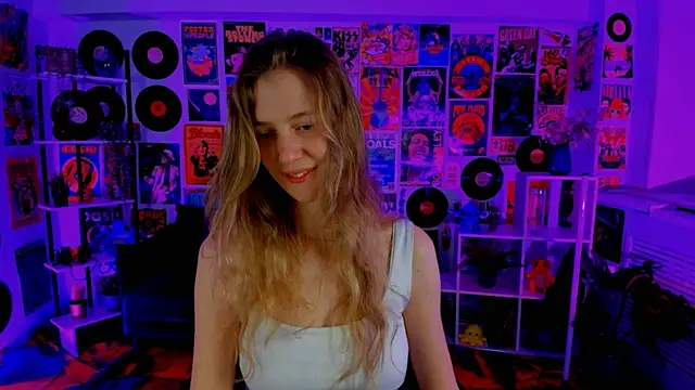 Snapshot of Sharon_Evansi chatting on December 30, 2:51 pm Sharon Evansi online show from December 30, 2:51 pm