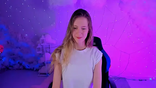 Snapshot of Sharon_Evansi chatting on January 9, 3:55 pm Sharon Evansi online show from January 9, 3:55 pm