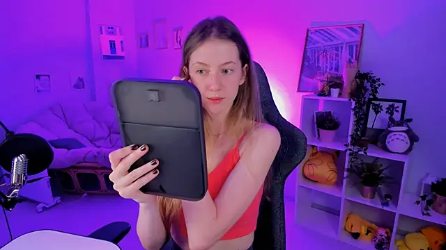 Snapshot of Sharon_Evansi chatting on January 22, 11:45 am Sharon Evansi online show from January 22, 11:45 am