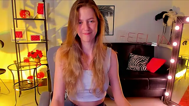 Snapshot of Sharon_Evansi chatting on March 15, 6:10 pm Sharon Evansi online show from March 15, 6:10 pm