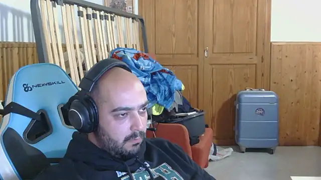 chicomallorca96 online show from March 8, 4:33 pm