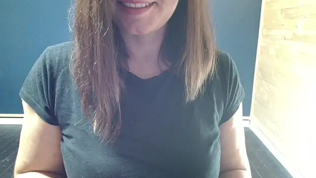 Snapshot of NovaBabe21 chatting on September 25, 9:24 am NovaBabe21 online show from September 25, 9:24 am