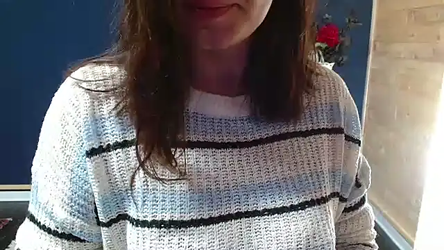 NovaBabe21 online show from October 28, 5:44 am