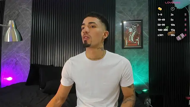 Snapshot of Duriel_ chatting on January 8, 12:26 pm Duriel online show from January 8, 12:26 pm