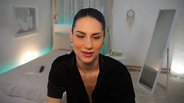 ZoeeZolton online show from January 1, 5:22 pm