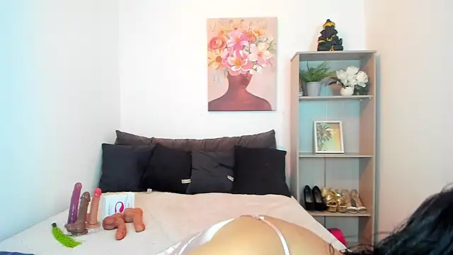 SaraMilf 69 online show from July 28, 3:57 am