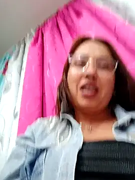 VIOLETA-25  online show from March 4, 11:00 pm