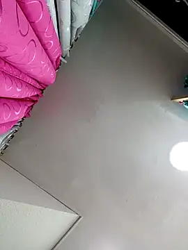 VIOLETA-25  online show from March 17, 11:00 pm