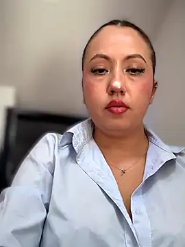 Snapshot of VIOLETA-25_ chatting on July 22, 1:58 pm VIOLETA-25 online show from July 22, 1:58 pm