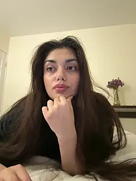 Snapshot of Sweet_Khalifa_ chatting on December 13, 6:05 pm Sweet Khalifa  online show from December 13, 6:05 pm