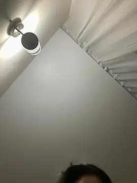 Snapshot of Sweet_Khalifa_ chatting on December 29, 7:43 pm Sweet Khalifa  online show from December 29, 7:43 pm