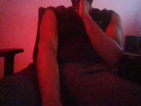 justinme00o7 online show from May 13, 10:49 pm