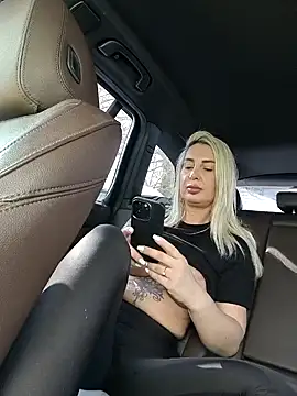 Blond Babes online show from February 22, 9:45 am