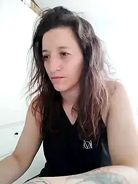 Snapshot of hanamy_joha chatting on December 7, 1:51 pm hanamy joha online show from December 7, 1:51 pm