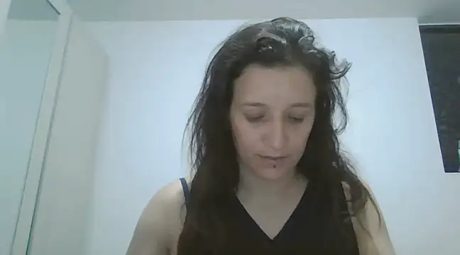 Snapshot of hanamy_joha chatting on February 10, 11:45 pm hanamy joha online show from February 10, 11:45 pm