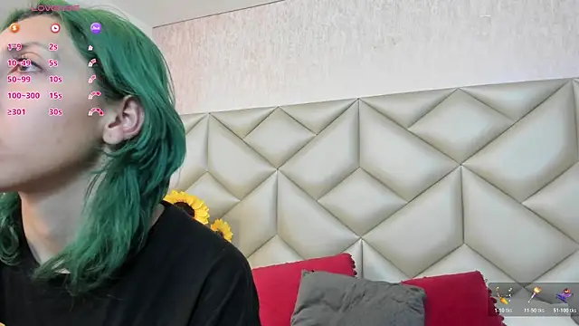 Snapshot of Im_gaia chatting on November 11, 12:05 pm Im gaia online show from November 11, 12:05 pm