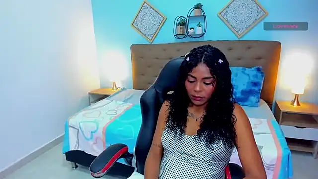 Edelaine rogers online show from May 15, 5:58 am