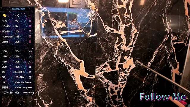 Snapshot of la_mazona chatting on February 17, 7:20 pm la mazona online show from February 17, 7:20 pm