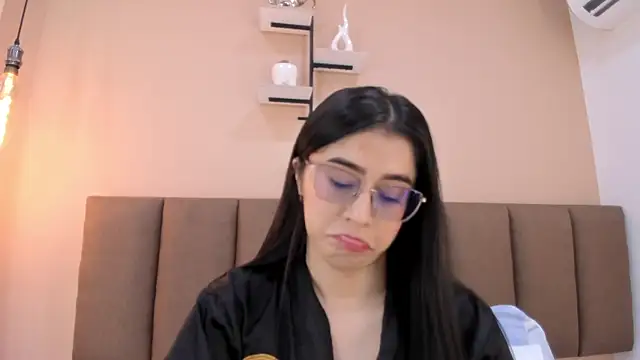 Snapshot of Amy_wats0n chatting on June 2, 7:05 pm Amy wats0n online show from June 2, 7:05 pm