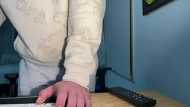 Dylansd online show from December 31, 4:49 am