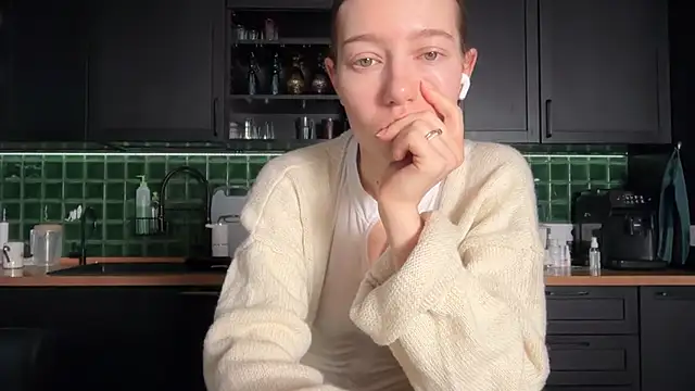 solar bella online show from March 13, 3:57 am