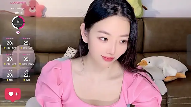 Snapshot of Yilin1999 chatting on February 27, 3:58 am Yilin1999 online show from February 27, 3:58 am