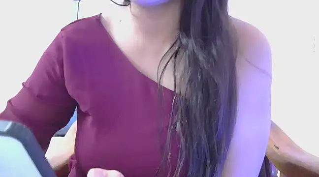 diva-22 online show from March 7, 3:39 pm