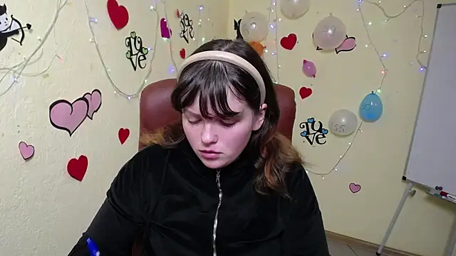 Snapshot of StaceyLex chatting on February 2, 6:15 am StaceyLex online show from February 2, 6:15 am