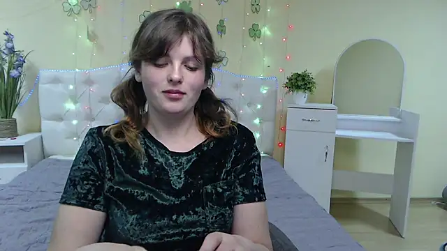 Snapshot of StaceyLex chatting on March 15, 9:05 pm StaceyLex online show from March 15, 9:05 pm