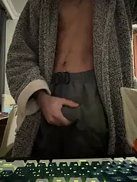 Snapshot of pxrnsenpaii chatting on March 20, 1:15 pm pxrnsenpaii online show from March 20, 1:15 pm