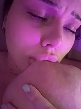 Snapshot of 31MoonLight13 chatting on September 13, 5:57 pm 31MoonLight13 online show from September 13, 5:57 pm