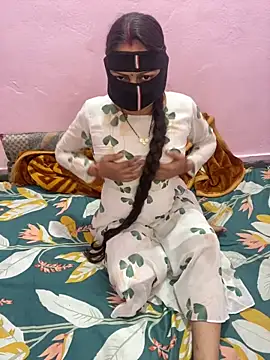 Snapshot of mickey_love chatting on February 28, 1:14 pm mickey love online show from February 28, 1:14 pm